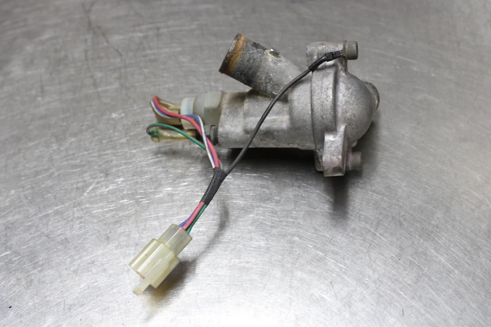 97-07 YZF600R YZF600 YZF 600 Thermostat Housing Foto 4 de 4