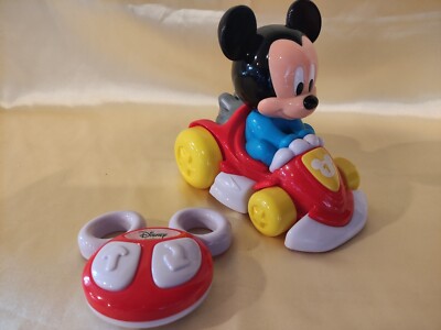 Clementoni 17232 Disney Baby Mickey Mouse Ferngesteuertes Go-Kart, Rot - selten