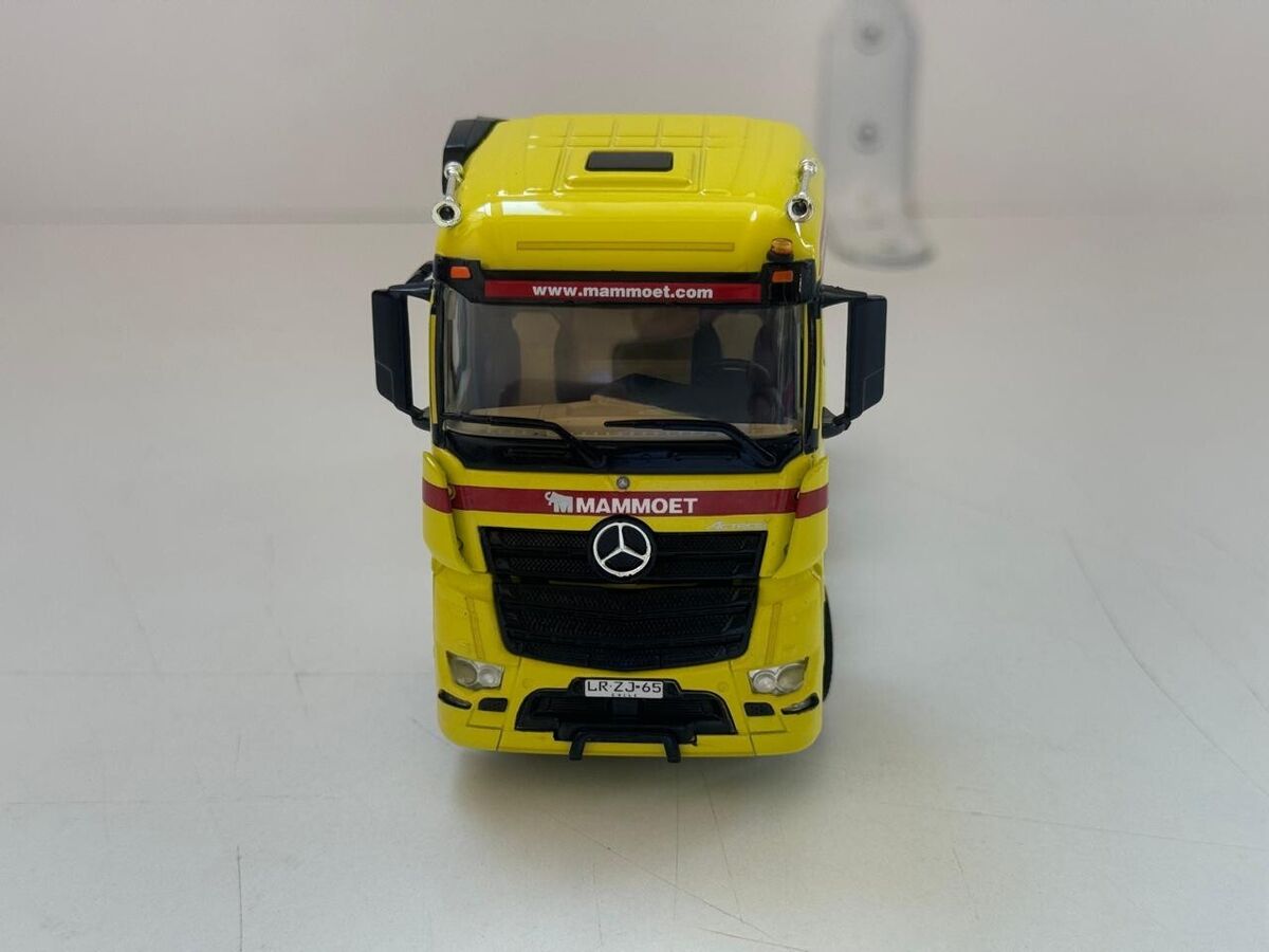 WSI truck models, Mercedes Benz MB Actros MP4 Stream Space WSI truck models, Mercedes Benz MB Actros MP4 Stream Space