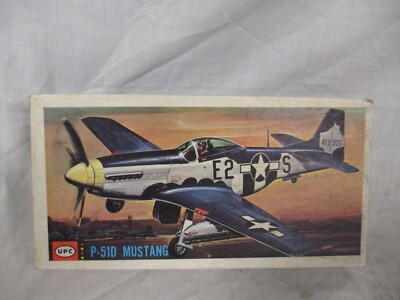 UPC #5069-100 P-51D Mustang Model Kit