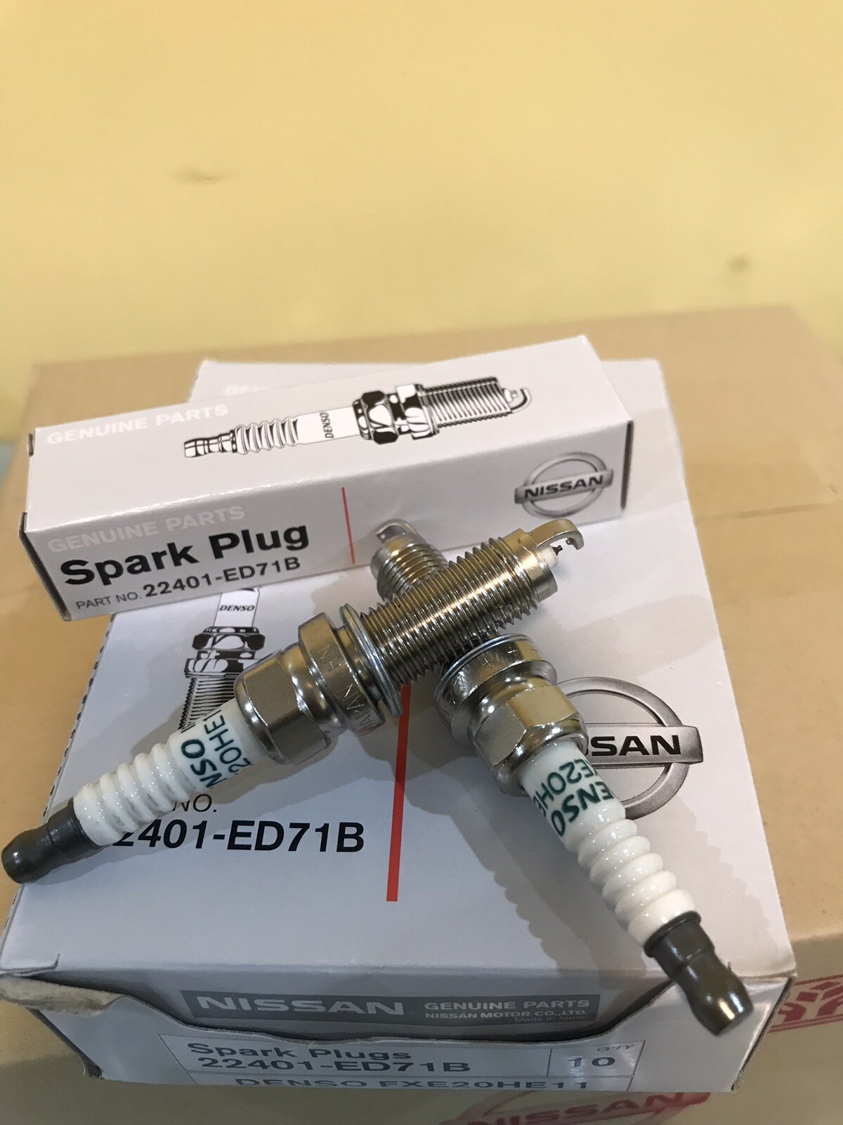 4pcs Iridium Spark Plug 22401ED71B FXE20HE11 for Nissan Versa 2009