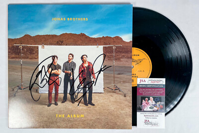Kevin Joe Nick Jonas Brothers BAND Signed THE ALBUM Vinyl Album
