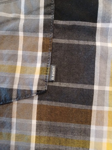 Element Mens Shirt XL Black Gold Plaid left chest pkt button down short slv - Picture 5 of 10