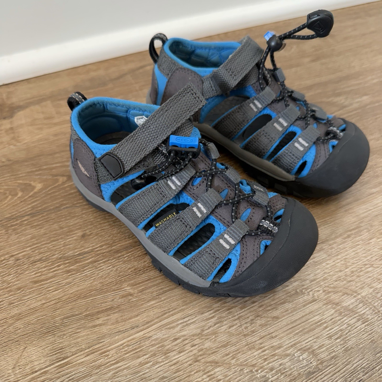 Keen Little Kids Blue Newport H2 Hiking Sandals Size 10 Wate