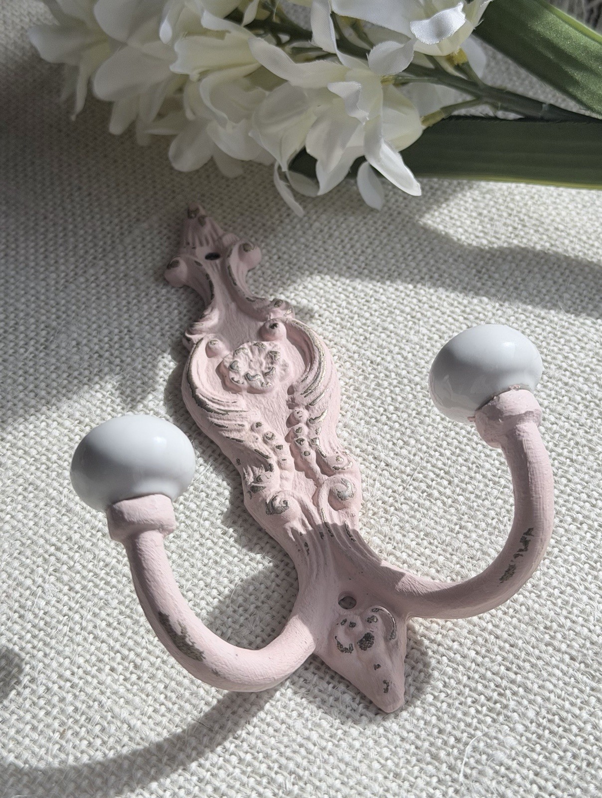 Shabby Chic Cast Iron Wall Hook In Vintage Pink Antique Style Wall Hook Pink 