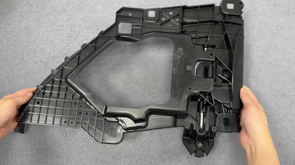 Headlight Bracket Support Front Left 95863152100 For Porsche