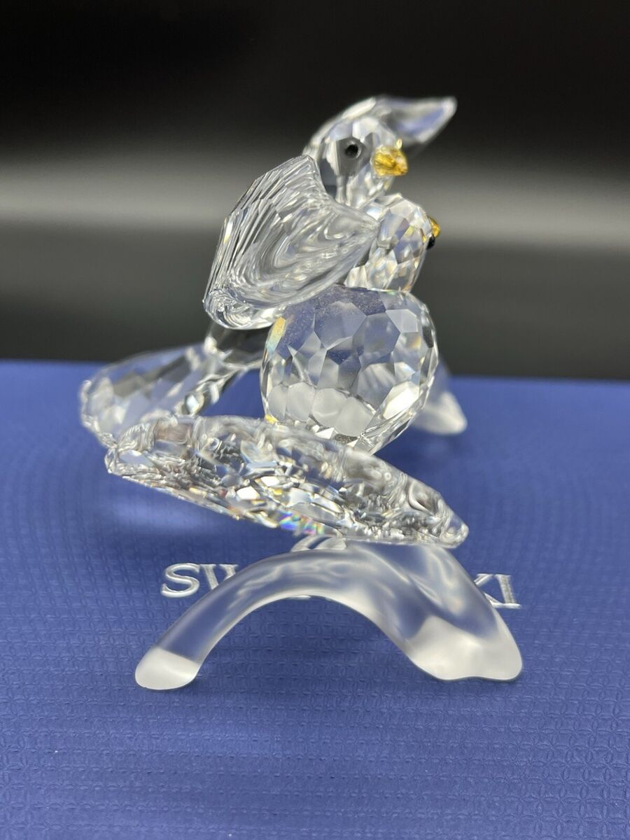 Swarovski Crystal Figurine Pair of Turtle Doves on a Branch Swarovski Crystal Figurine Pair of Turtle Doves on a Branch