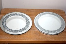 GLAMOUR SPARKLE DISPLAY PLATES,MIRROR GLASS ,CRUSHED CRYSTAL FEATURE.CHOICE OF 2