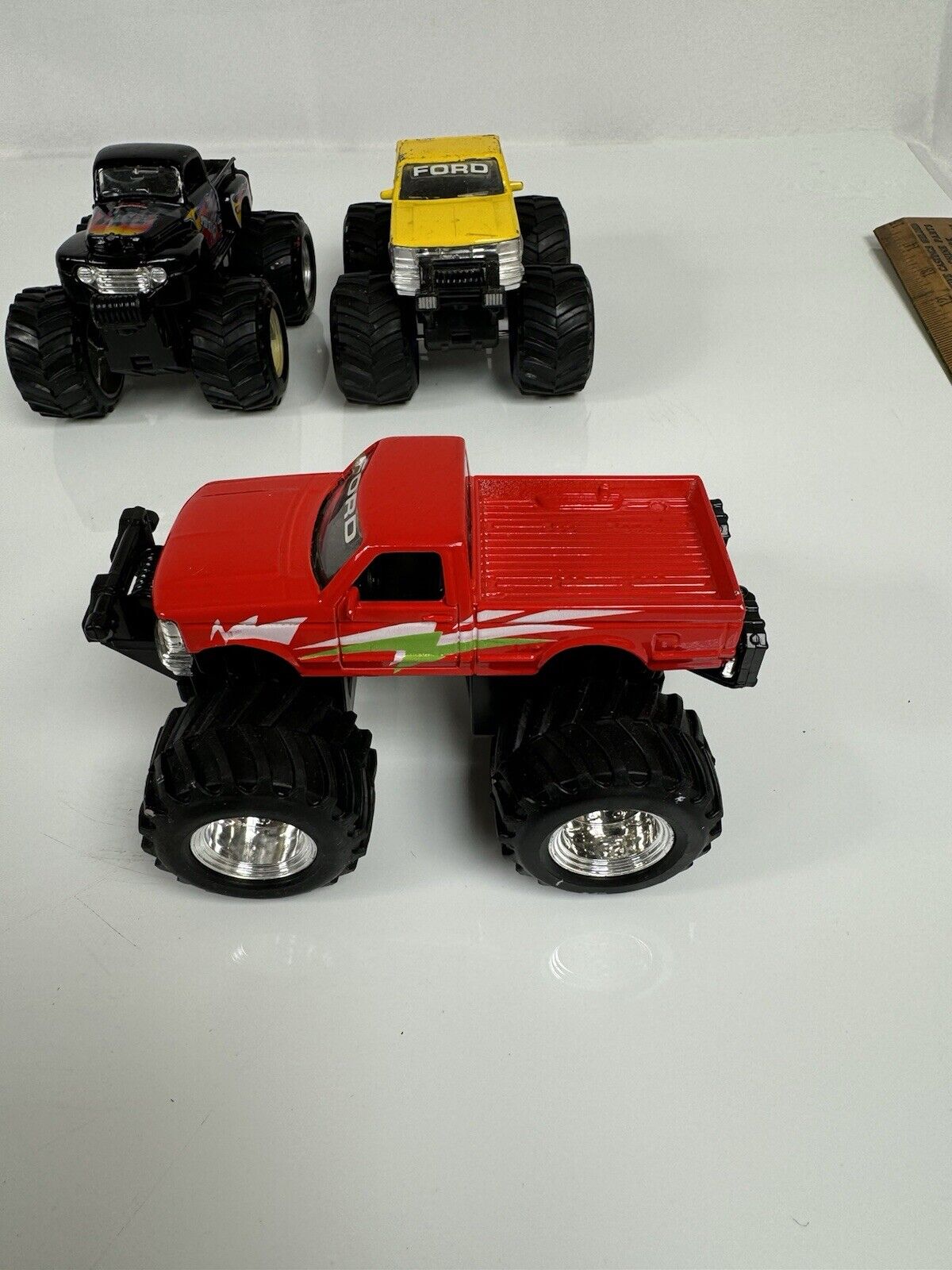 Picture 12 of 24