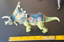 TRICERATOPS, DINOSAUR TOY DISPLAY FIGURE. DETAILED MADE IN CHINA. BROKE LEFT LEG