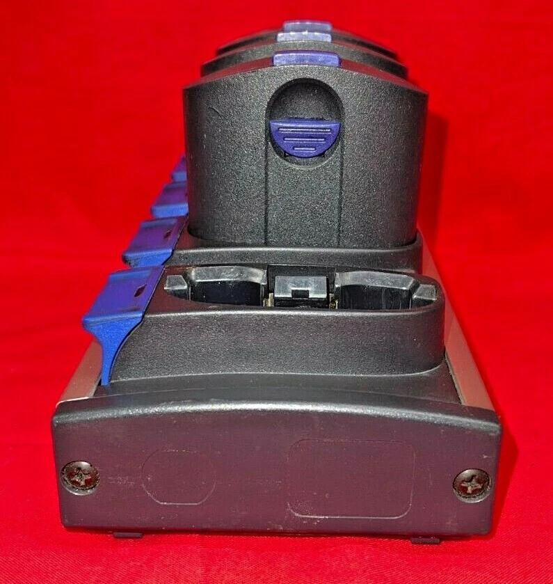 INTERMEC AC1 FOUR SLOT BATTERY CHARGER WITH THREE BATTERIES - Image 4 of 4