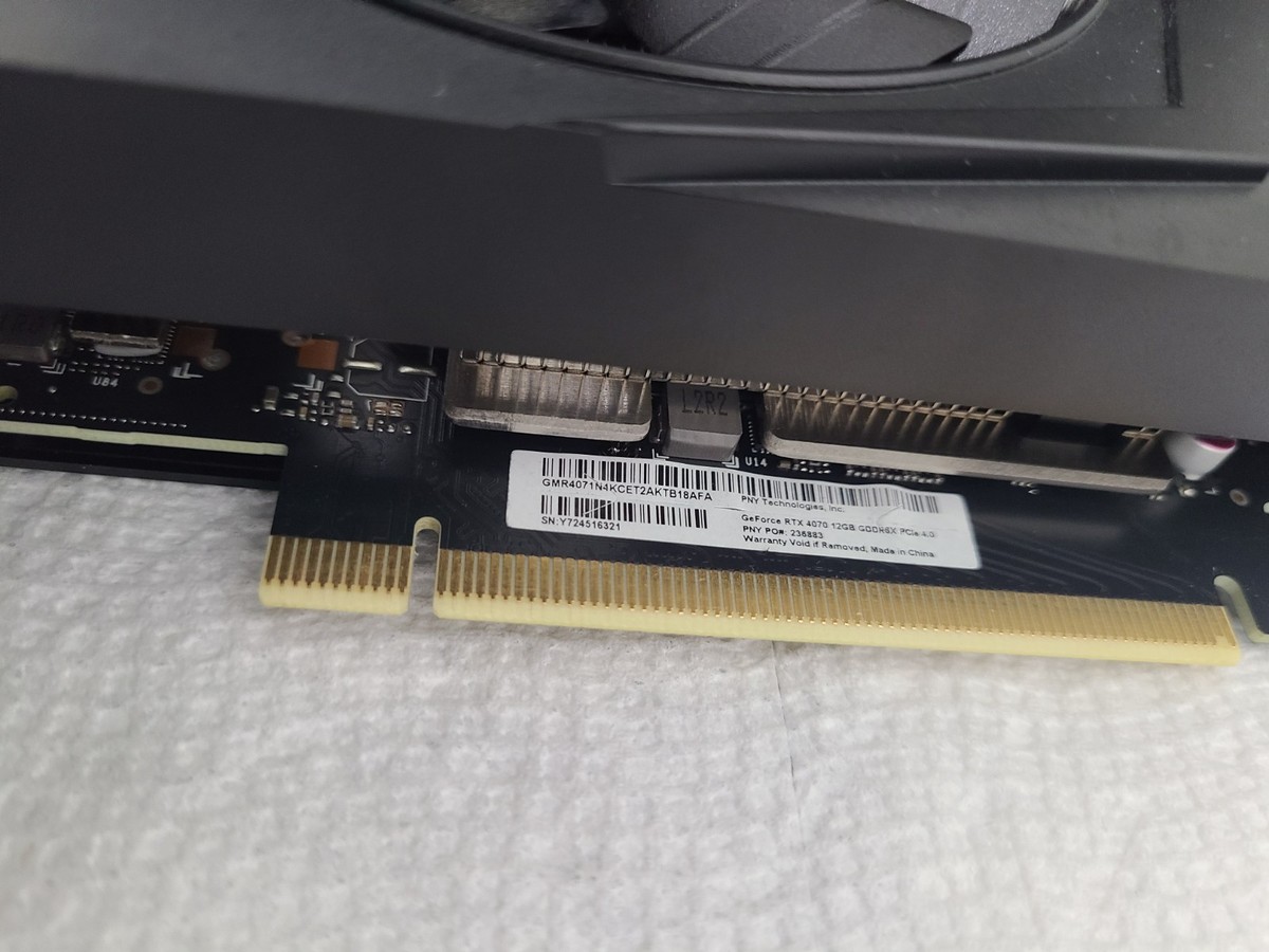 Scheda grafica PNY GeForce RTX 4070 VERTO Doppia ventola 12 GB GDDR6X DLSS3