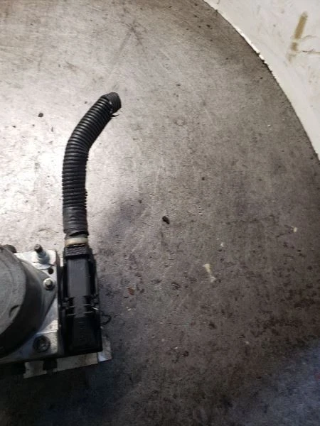 Bomba de peça de freio antibloqueio excluindo Outback compatível com 07 LEGACY 1202543 - Imagem 3 de 4