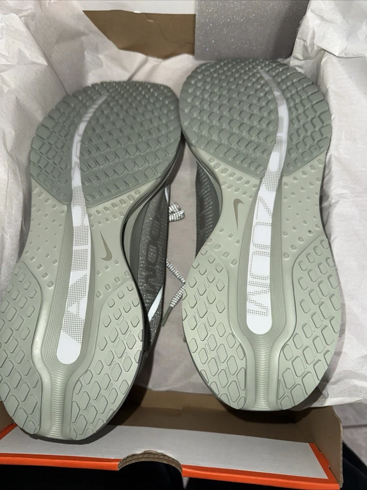 Nike Pegasus Premium Size 13 Men’s HQ2592-300 - Image 4 of 4