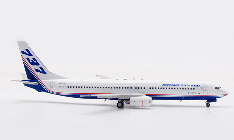 1:200 InFlight BOEING 737-900 Passenger Airplane Plane Diecast