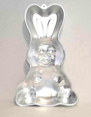 Wilton Easter Rabbit with Egg Aluminum Cake Pan - 1989 - #2105-9408