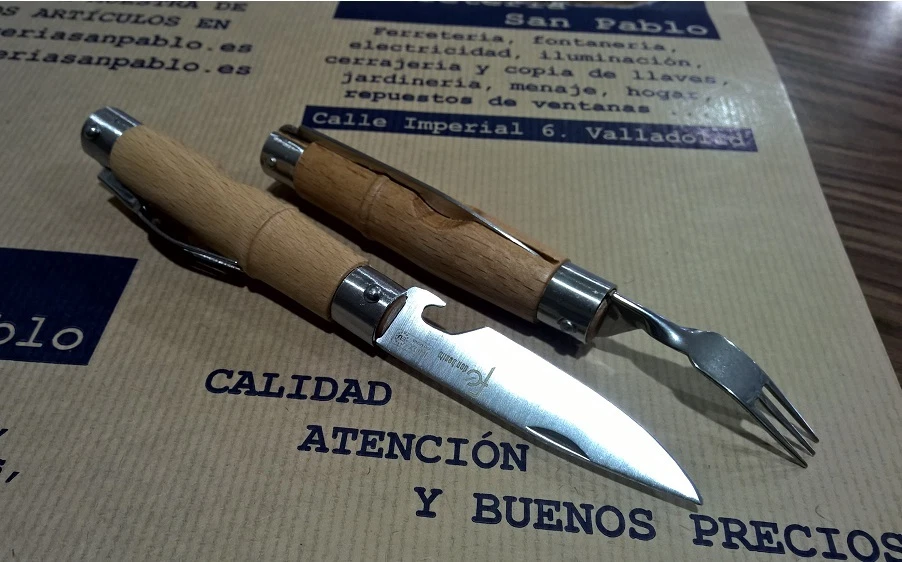 NAVAJA TENEDOR CON MANGO MADERA, HOJA DE 7 CM PARA CAMPING (EXTREMEÑA PORTUGUESA