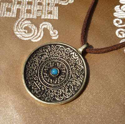 AMULETT aus Nepal mit LOTUS Flower Mandala in Messing+Türkis