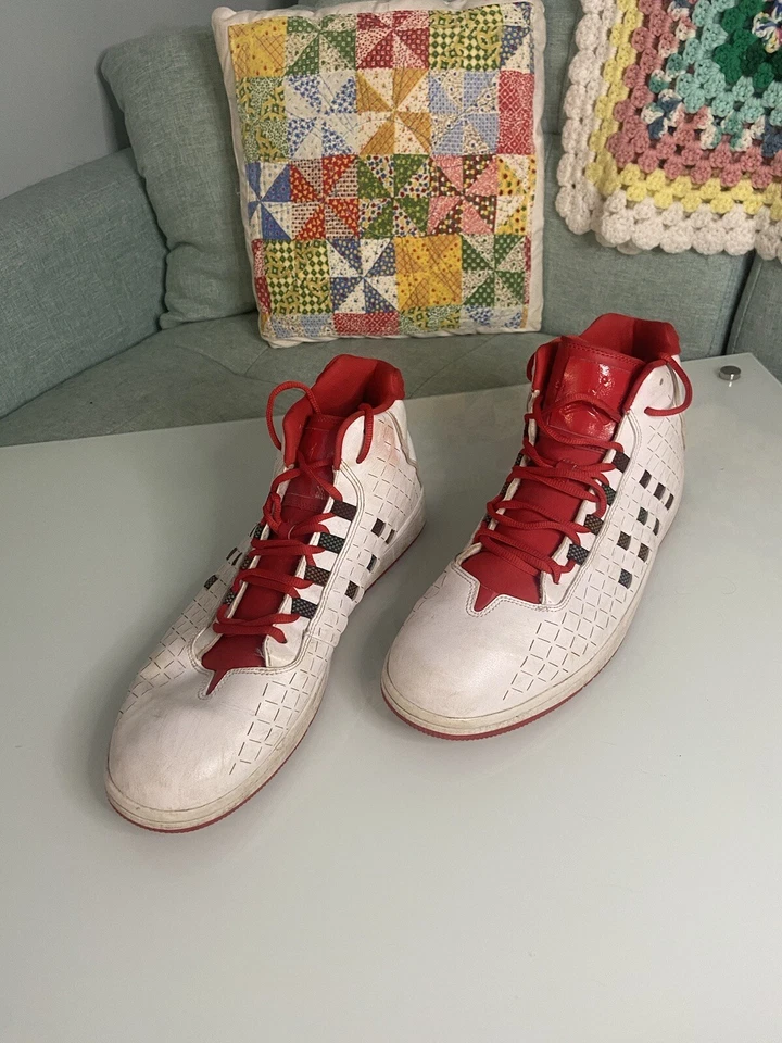 Talla 14 - Jordan Illusion Rojo Universitario Foto 2 de 4