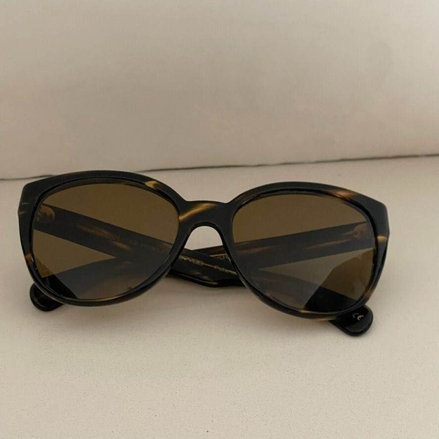 OLIVER PEOPLES 