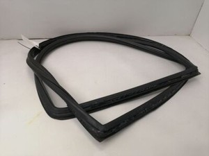 Mercedes-Benz E W123 1980 Windschutzscheiben-Dichtung Einfassung W123 PUM40479