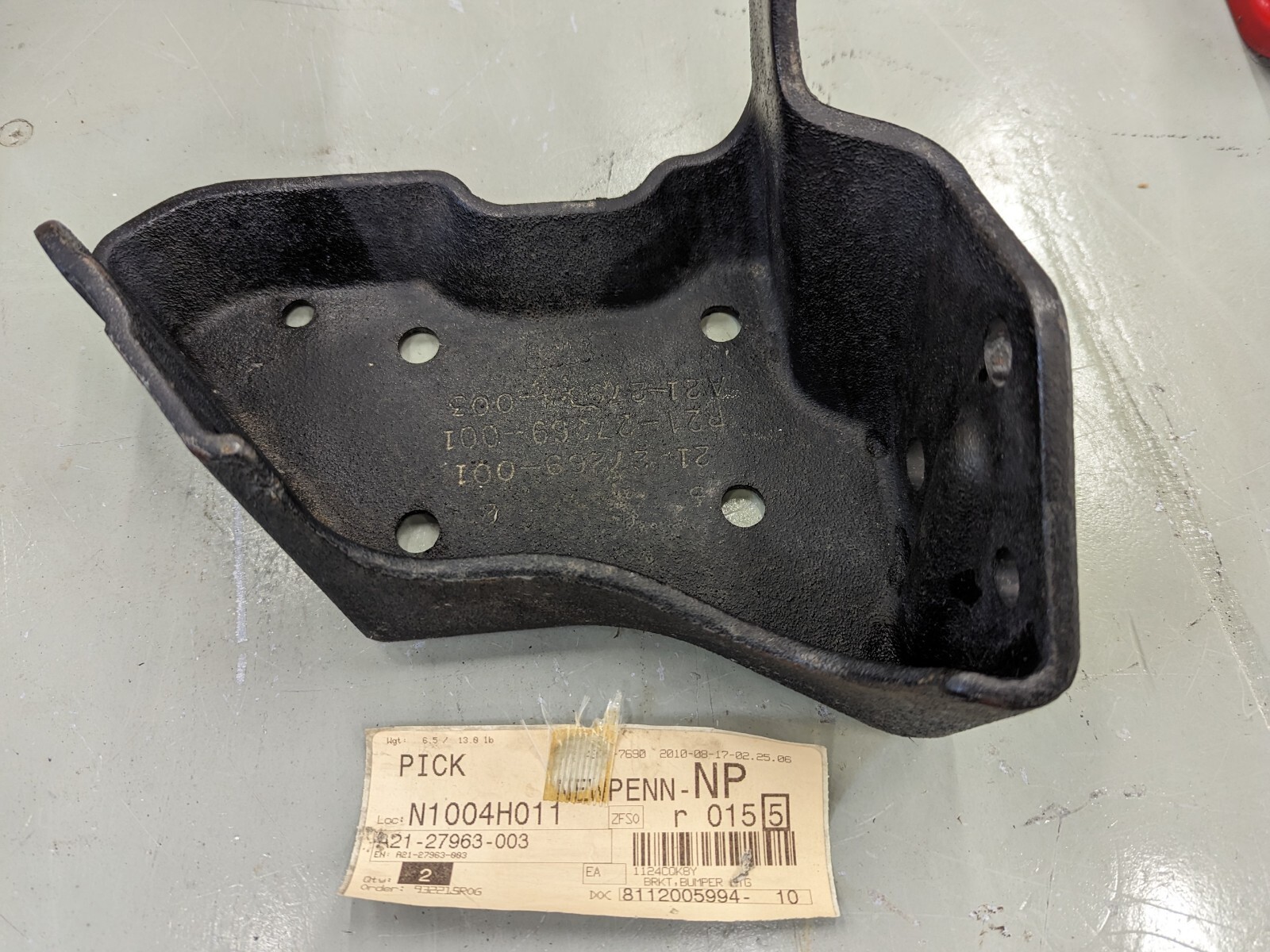 A21-27963-003 Bumper Support RH Genuine Freightliner 21-27269-001 