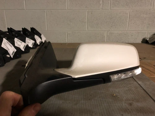 14-16 LACROSSE MIRROR ASSEMBLY AUTO DIM GENUINE OEM WHITE PEARL 