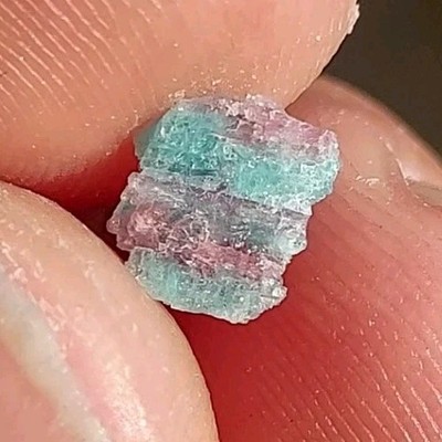 LOVELY PARAIBA CUPRIAN BLUE PINK TOURMALINE COPPER BEARING BATALHA MINE BRAZIL