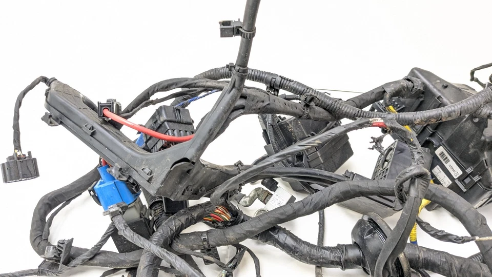 KIA SORENTO MK3 ENGINE WIRING LOOM HARNESS & FUSE BOX 2.2 CRDI DIESEL 2015 - Image 3 of 4