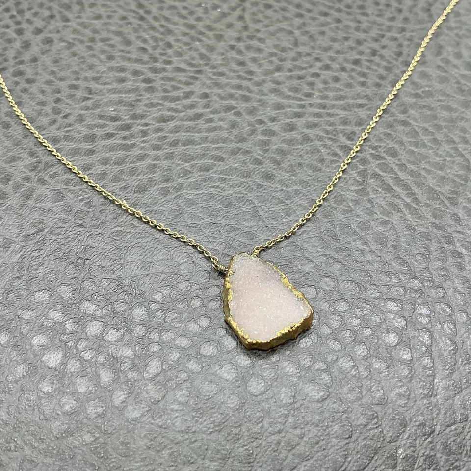 Luna Norte Pink Druzy Geode Stone Pendant Necklace Gold Tone Adjustable Womens - Image 4 of 4