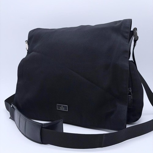 Gucci Black Nylon Leather Crossbody Shoulder Bag Tom Ford Y2K Authentic