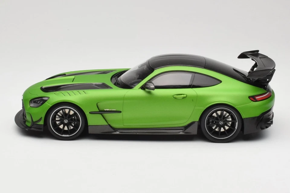 Mercedes AMG GT C190 155032020 Black Series Green Hell Magno Minichamps 1/18 Foto 3 de 4