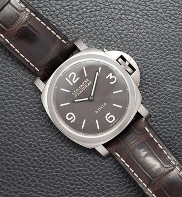Panerai Luminor Base 8 Days PAM0562 Fullset 2016 Box+Papers - 2 Jahre Garantie - Bild 1 von 4