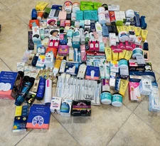 Wholesale Load Health Beauty Pharmacy Resell Huge Personal Care Products Lot