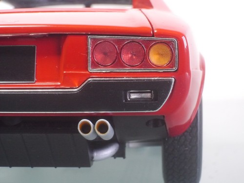 1/18 Diecast Ferrari Dino 308 GT4 by Hotwheels Elite - Picture 9 of 11
