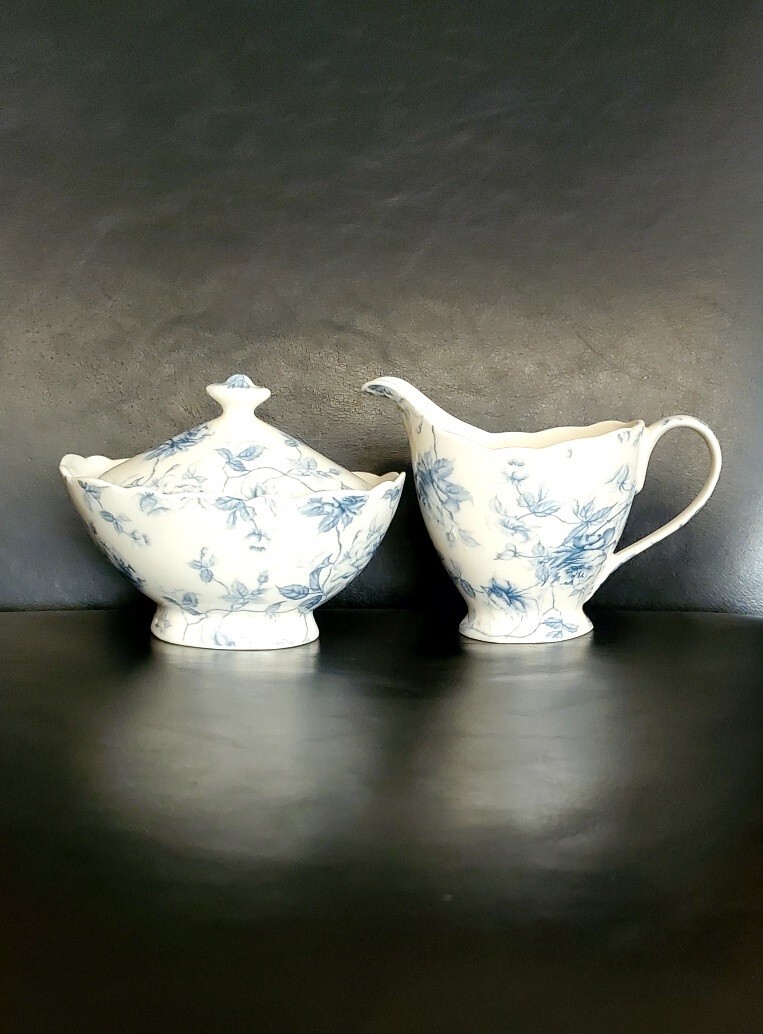 Grace Teaware..Blue And White Transferware Sugar And Creamer Set