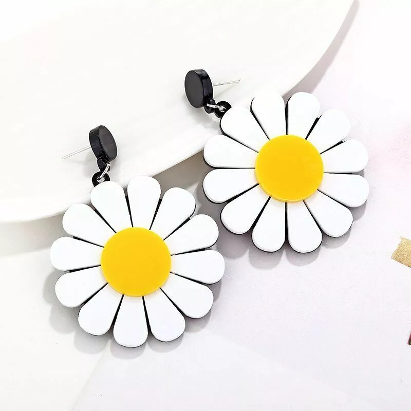 Acrylic on sale daisy earrings