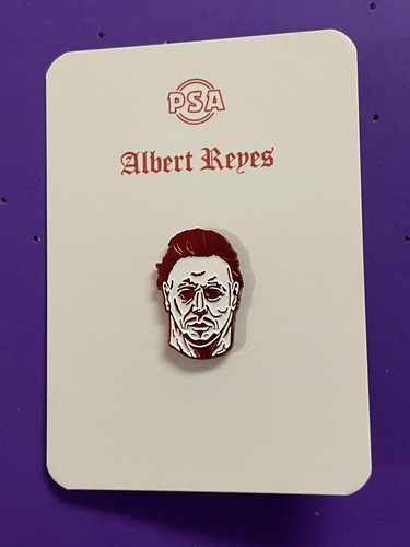 Spilla smalto rosso Halloween Michael Myers rara slasher horror sold out piccola - Foto 2 di 2