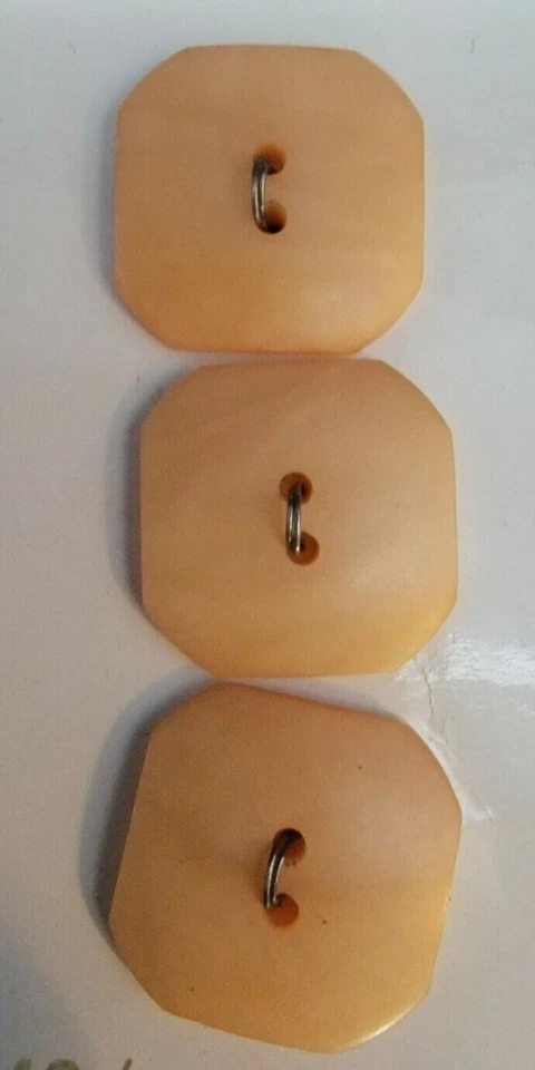 VINTAGE ~ STREAMLI Sewing Button Card w/3 Faux Wood Style - Made In USA - Image 3 of 4