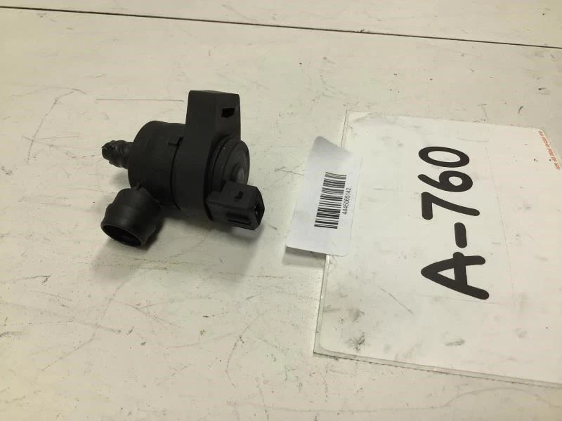 BMW 535XI 2008 tanque de combustible válvula de vapor compatible con BMW 550i 06-10 OEM+ Foto 3 de 4