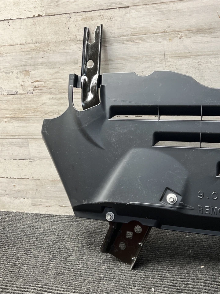 Protector térmico contra salpicaduras Ford Mustang 2011-2014 OEM NUEVO BR3Z-6C038-A Foto 4 de 4