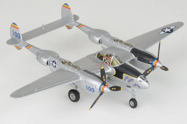 AA36617 Corgi P-38L Lightning 1/72 Modelo Putt Putt Maru USAAF 475th FG Foto 2 de 2