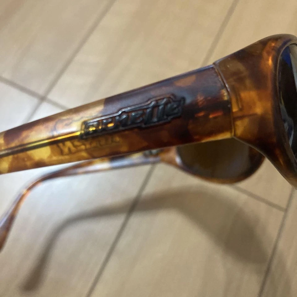 Gafas de sol Arnette Raven marco marrón calle años 90 estilo surf vintage Foto 4 de 4
