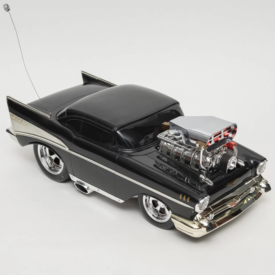 R/C Muscle Machines 1957 Chevrolet Bel Air Black Car w/Remote Huge 1/8 Scale - Image 3 of 4