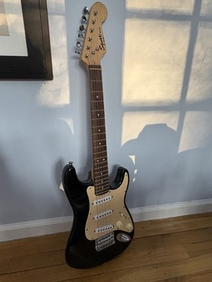 Squier Mini Electric Guitar Black Solid Body 6 String Right-Handed