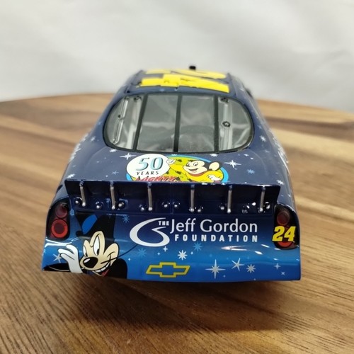 Jeff Gordon #24 Foundation Mighty Mouse 2005 Monte Carlo 1:24 #582 Of 900 - Picture 7 of 19