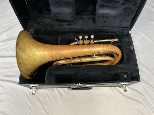 VINTAGE BACH MERCEDES U.S.A. MARCHING BARITONE HORN + CASE