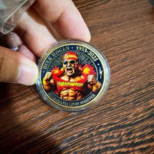 Monedas conmemorativas Hulk Hogan 1953-2025 Hulkamania Lives Forever moneda EE. UU. - Imagen 4 de 6
