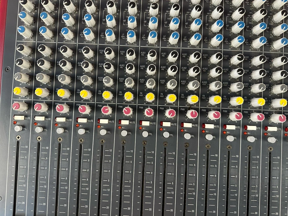 Allen & Heath ZED-22FX 22-Channel Recording Mixer Tested/WORKS :FREE SHIPPING - Image 4 of 4