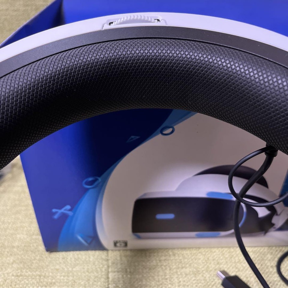 PlayStation VR CUHJ16003 (camera included version) 2 controllers